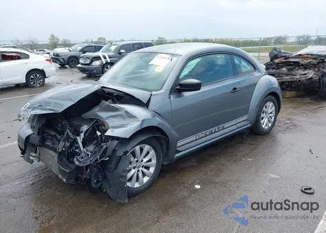 2018 Volkswagen Beetle 2.0T Coast/2.0T S from USA, damaged, VIN 3VWFD7AT1JM726428